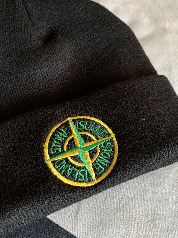 Gorro novo Stone Island