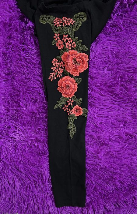 Кофта в стилі вишиванки