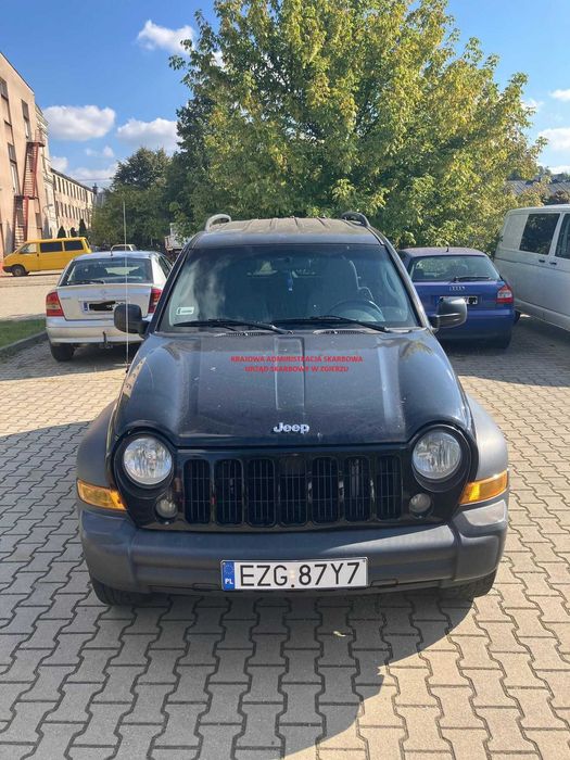 samochód osobowy JEEP LIBERTY, r. produkcji 2005