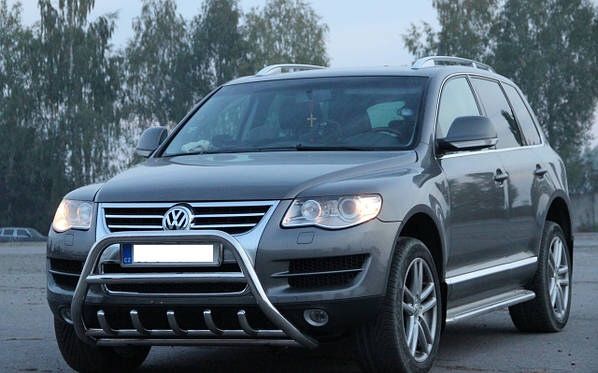 Кенгурятник Volkswagen Touareg 2002-2010 Захист бамперу Тюнінг