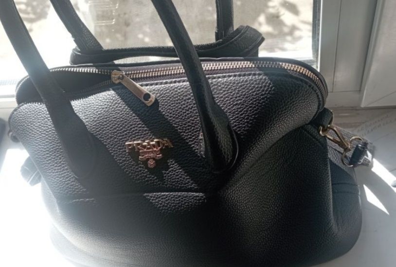 Сумка жіноча Prada