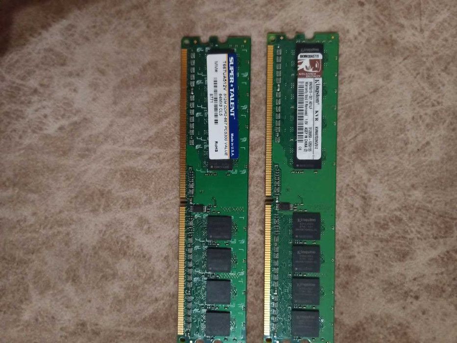 Оперативна пам'ять Super Talent і Kingston по 512 мб