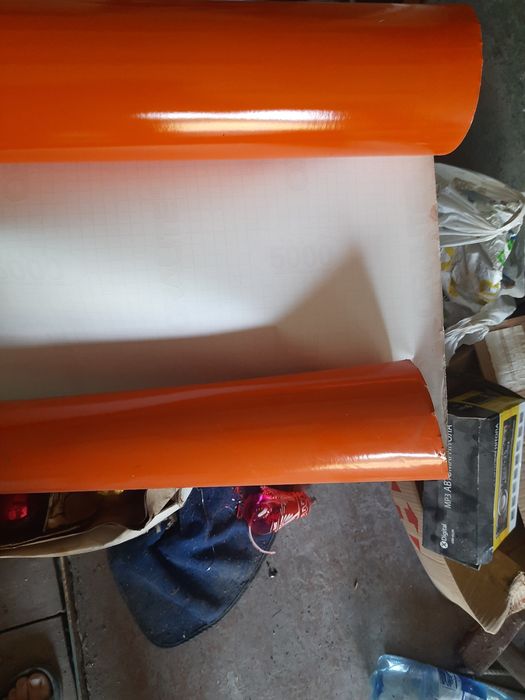 Светоотражающая пленка.Для негабарита, прицепов...Самоклеющая.