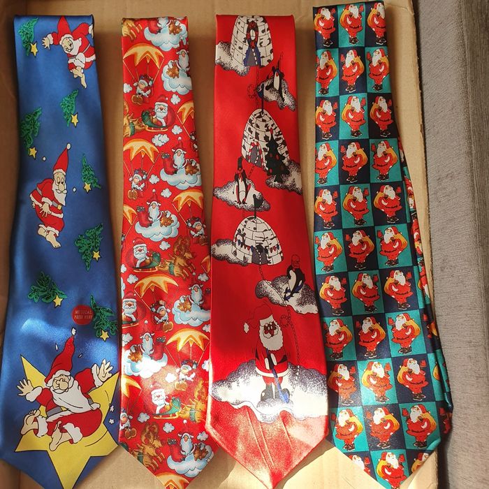 Zestaw krawatów świątecznych (k-10) OK