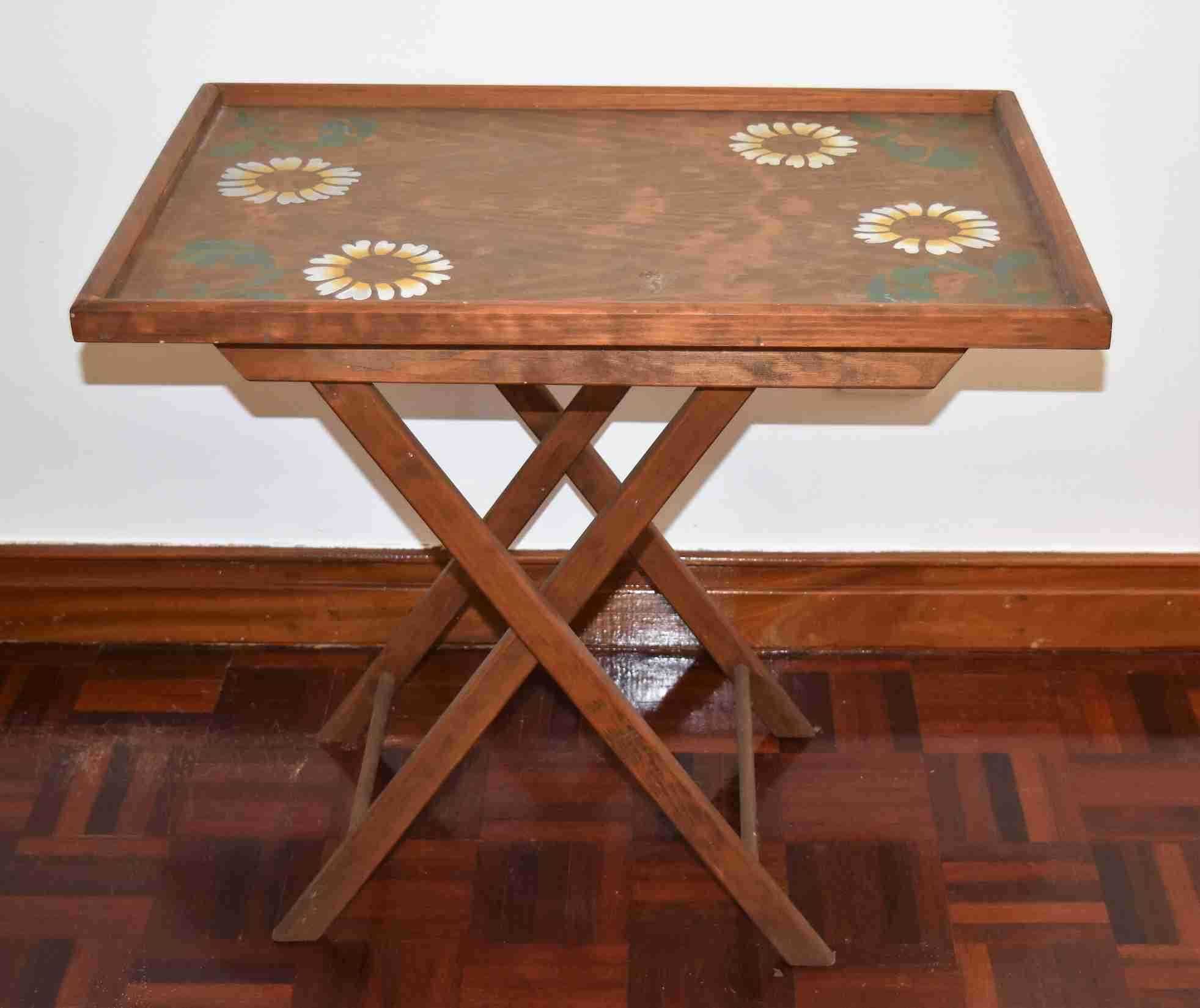 Mesa de apoio articulada