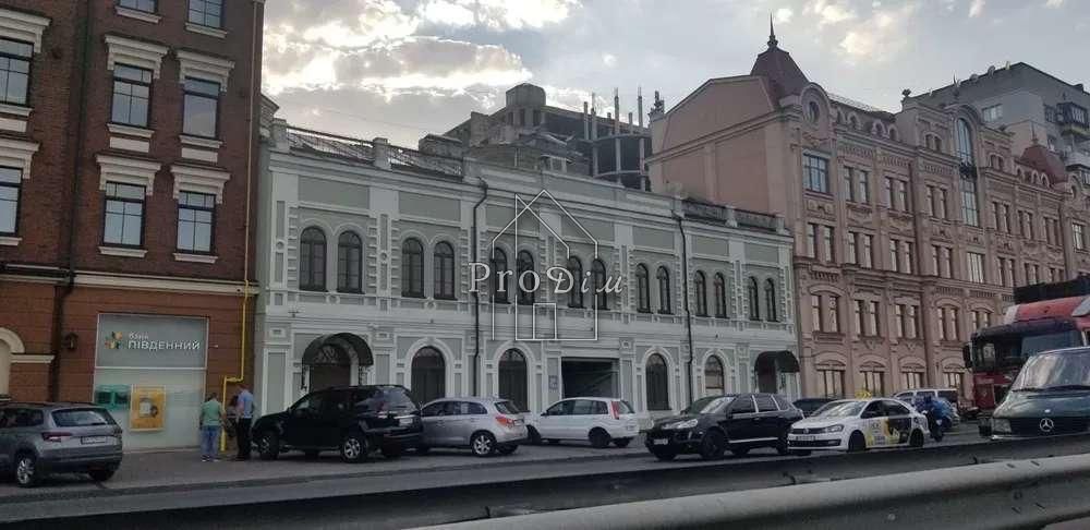 Продаж Двокімнатна квартира Набережно-Хрещатицька Київ Поділ