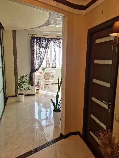 Оренда квартири поруч Дендропарку на Виставці