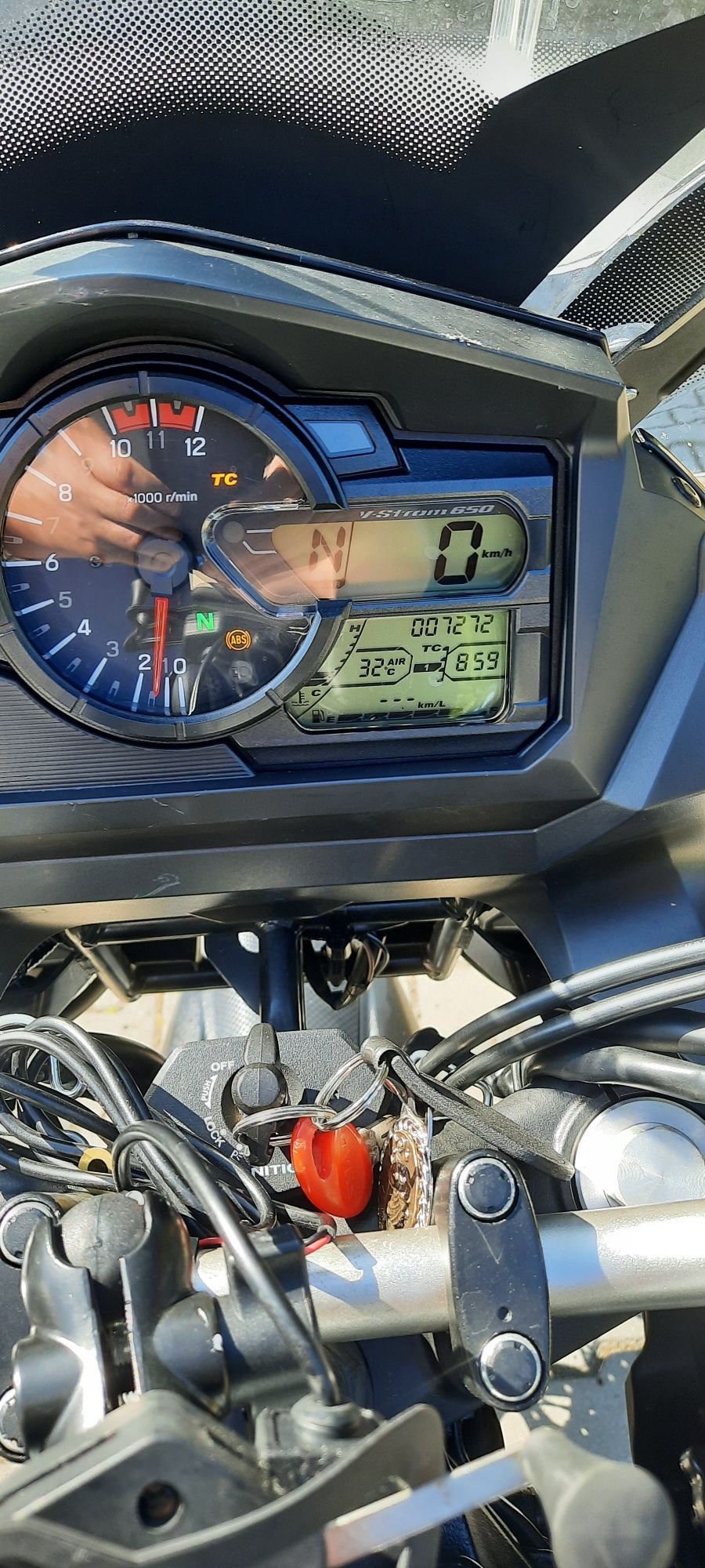 Suzuki Dl 650 XT V-strom 2021 rok mały przebieg, doposażony