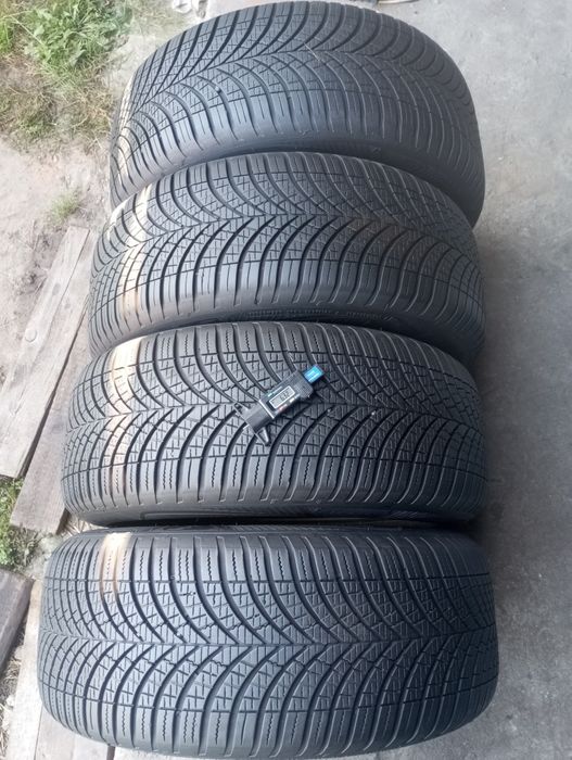 Opony zimowe 225/55/16 całoroczne. Super stan