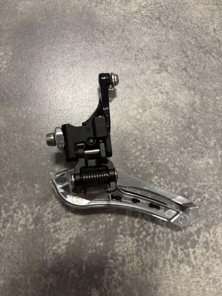 Osprzęt/ Napęd SHIMANO 105 - szosa