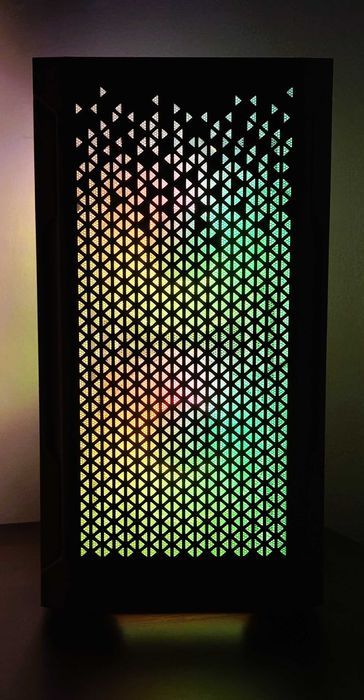 Ryzen 5 3600, RX Vega 56 8GB, 16GB RAM, SSD - komputer do gier z RGB