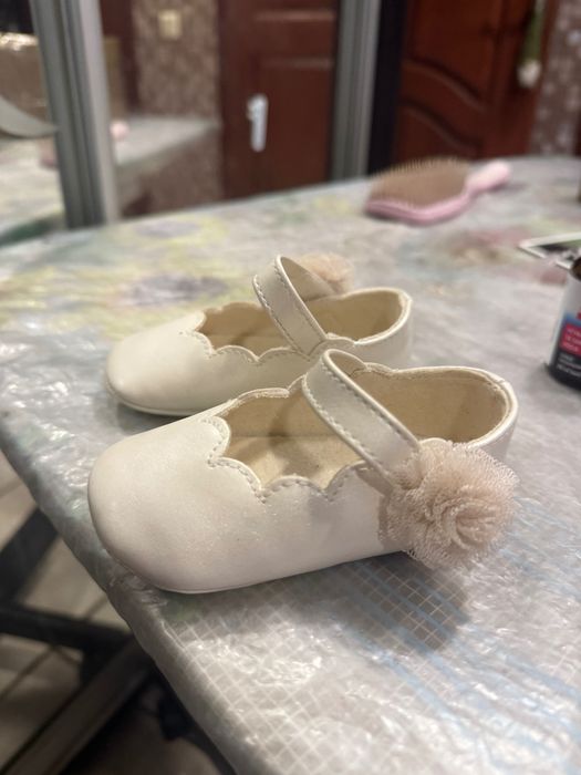 Пінетки на дівчинку