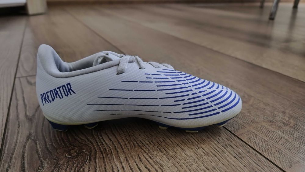 Korki chłopięce adidas rozm. 29