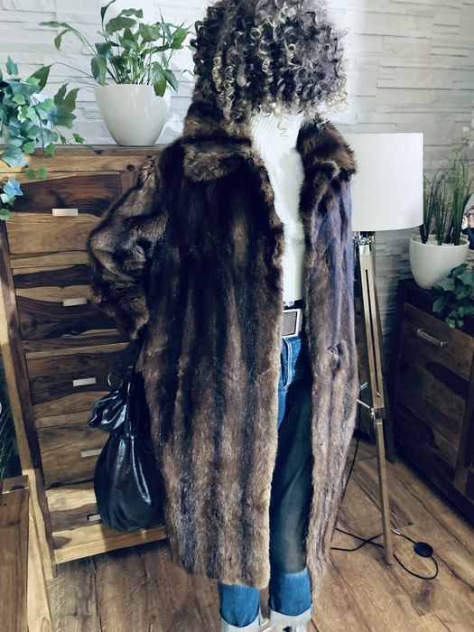 Czekoladowe futro naturalne L40