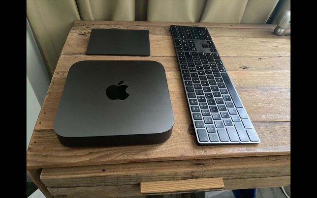 Mac Mini (Magic Keyboard & Trackpad inclusos) (2019)