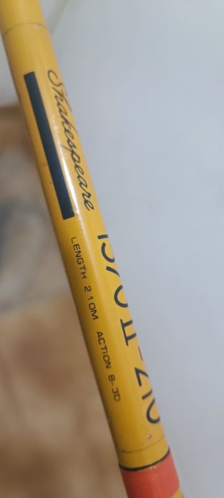 Cana de pesca Shakespeare 2.10m
Com carreto
4.20M
Acção 40-100g
Cana r