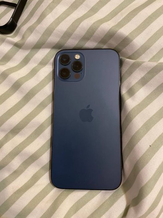 Iphone 12 pro Bateriia 81%