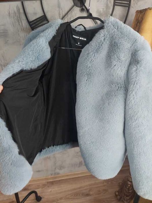 Tally Weijl piękny kożuszek futerko roz M