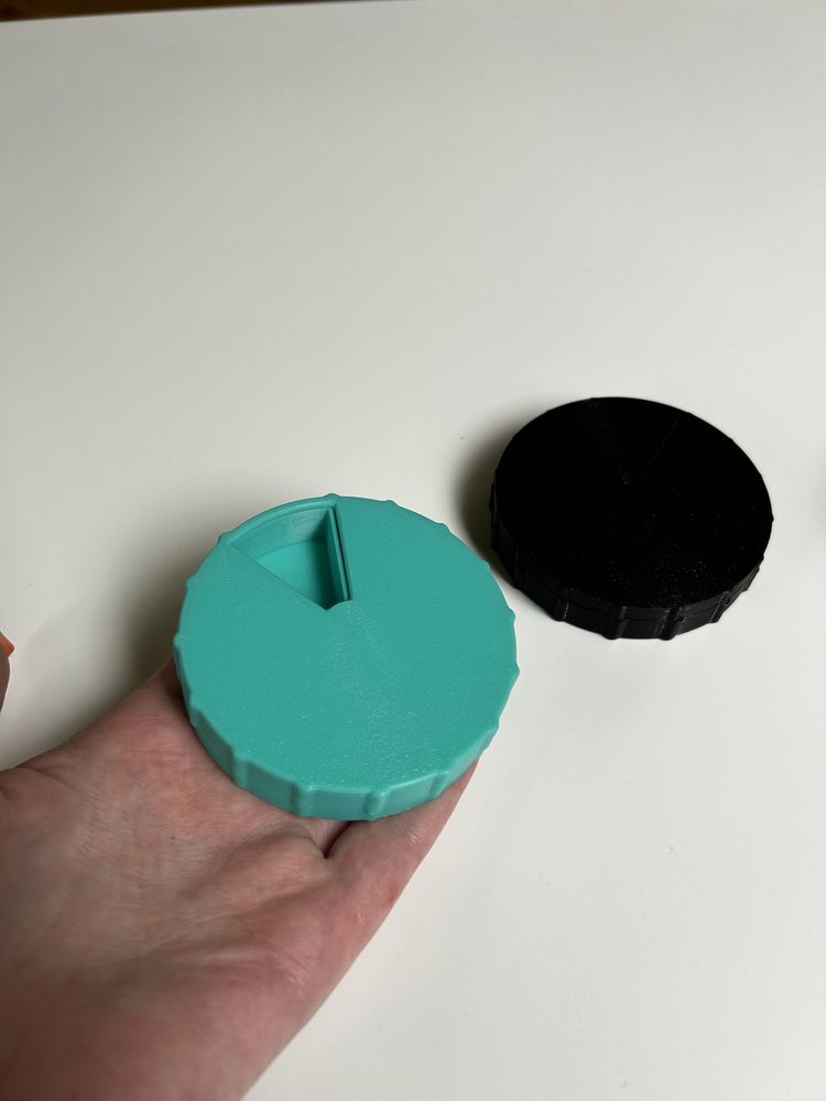 Okrągłe opakowanie pillbox na tabletki organizer