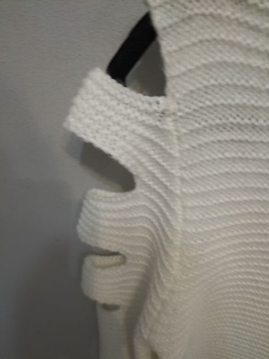 sweterek dla dziewczynki 158