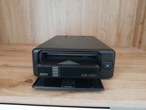 Zmieniarka na 6 CD BMW CDX-M941ZBM - e31 e32 e34 e36 e38