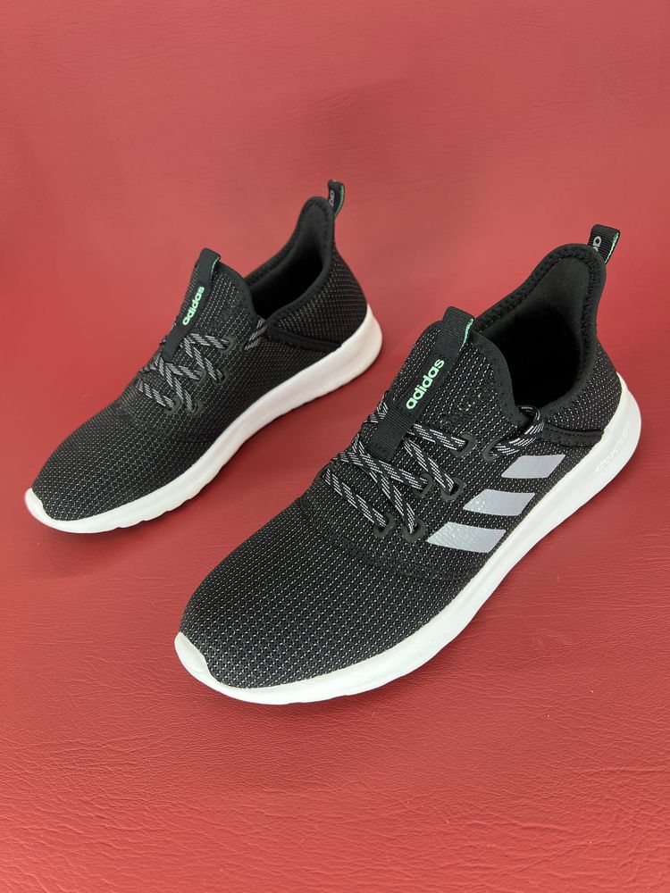 Кросівки 39.5р.24.5см. Adidas cloudfoam