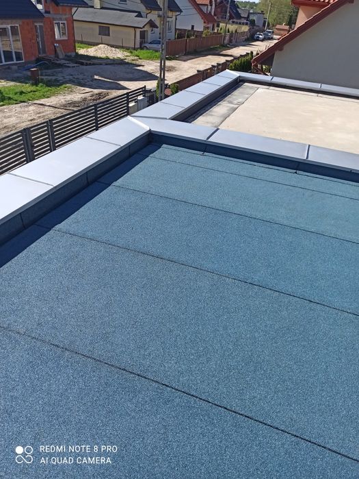 Dachy płaskie, tarasy, balkony, termoizolacja, hydroizolacja.