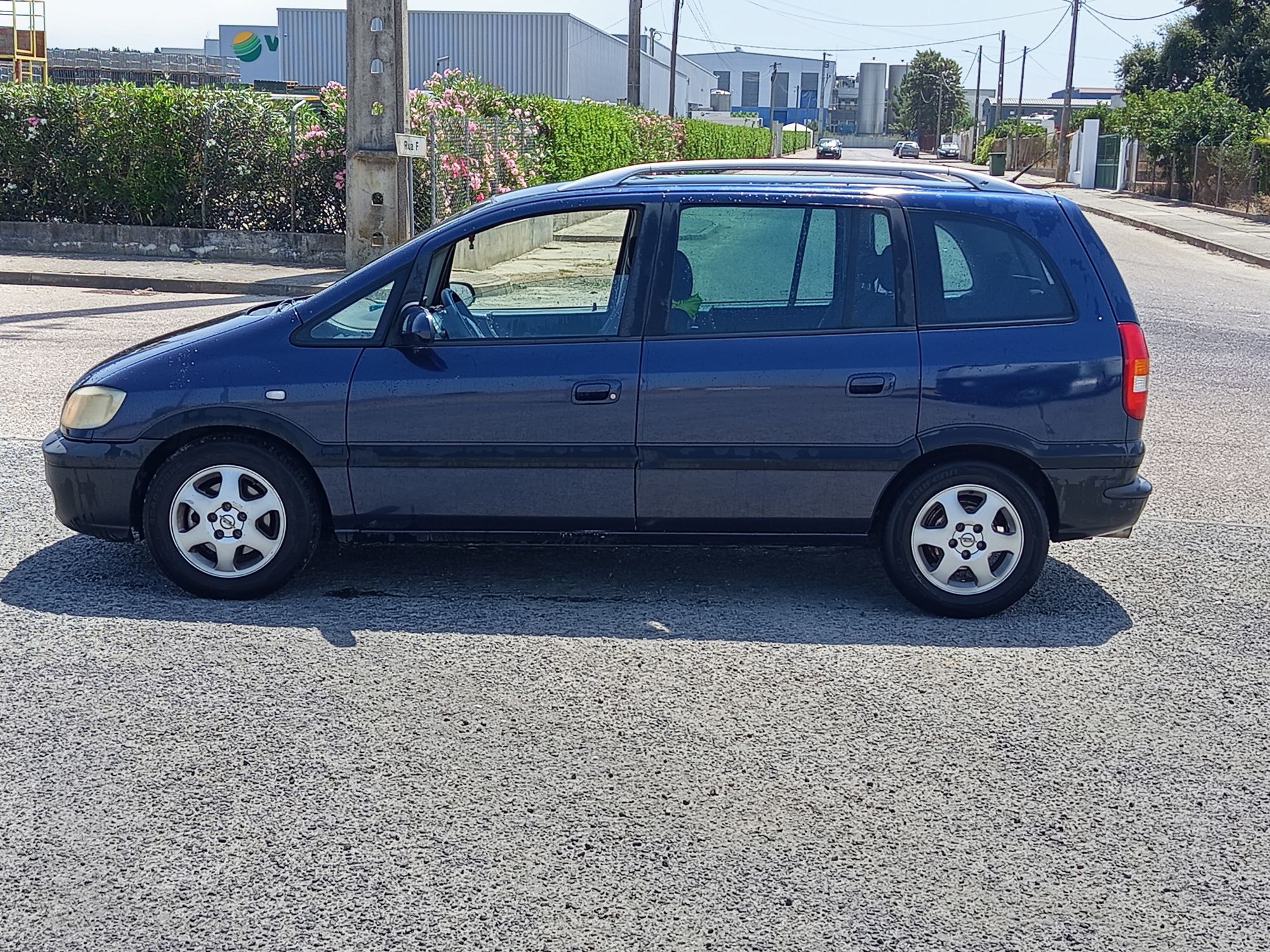 Opel zafira a gasolina