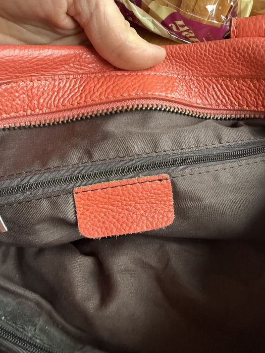 Шкіряна червона сумка