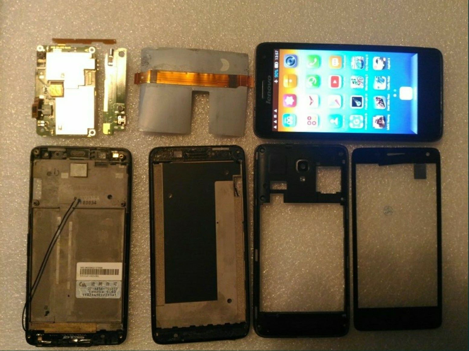 2 смартфони смартфон телефон Lenovo S660 Леново 1 в розібраному стані