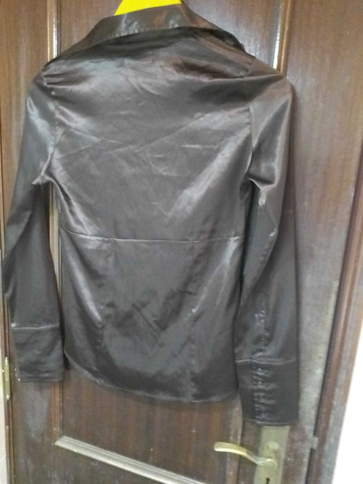 Camisa em cetim tamanho S