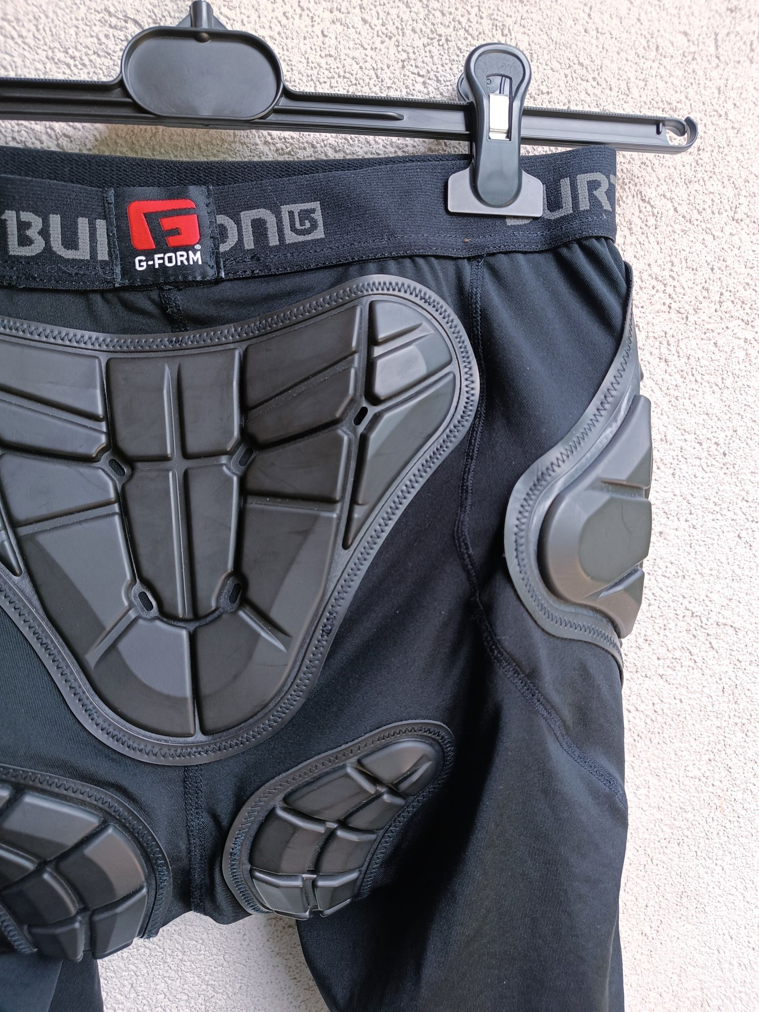Ochraniacz na biodra Burton Total Imp short g-form