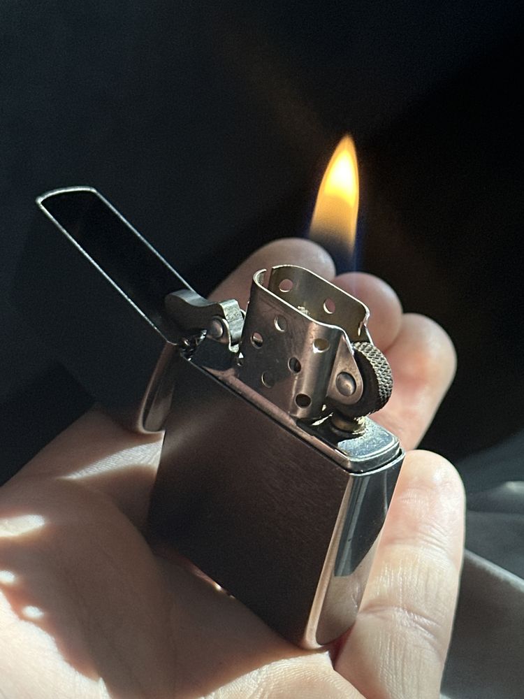 Zapalniczka benzynowa - Zippo