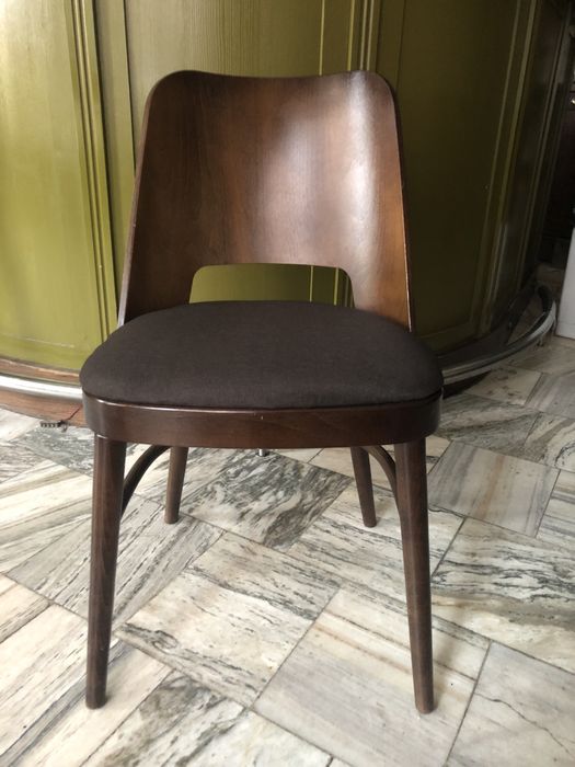 Krzesło drewniane z siedziskiem tapicerowanym 24szt.