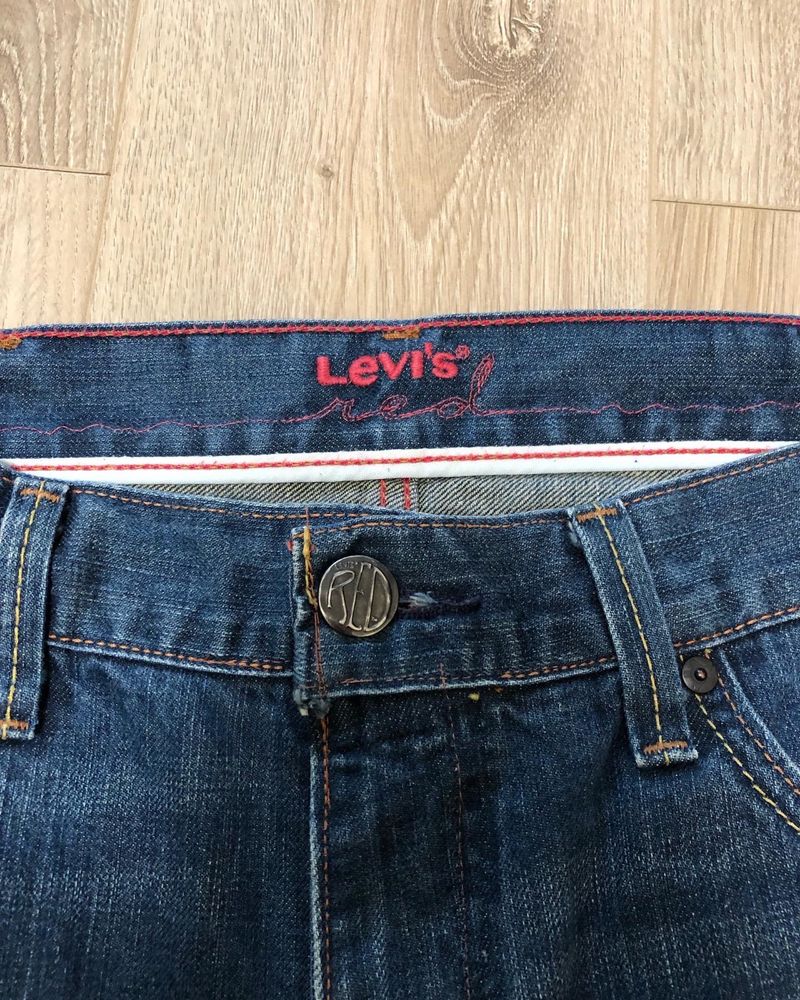 джинсы Levi’s red