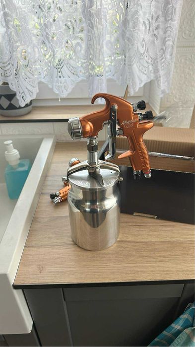 Pistolet do malowania lakierniczy DEVILBISS ADV-S500-16