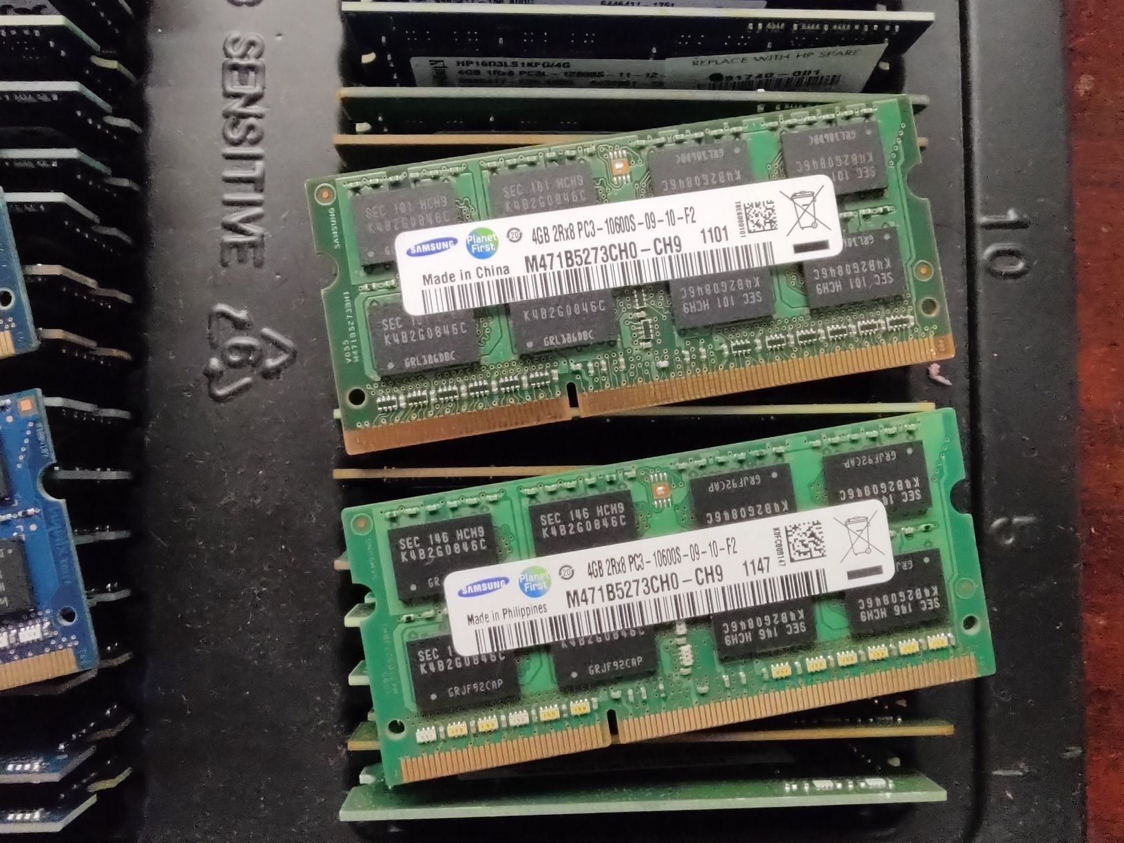ОЗУ ноут 4gb DDR3 1333 1.5V 2 rank 16 чипів pc3-10600s