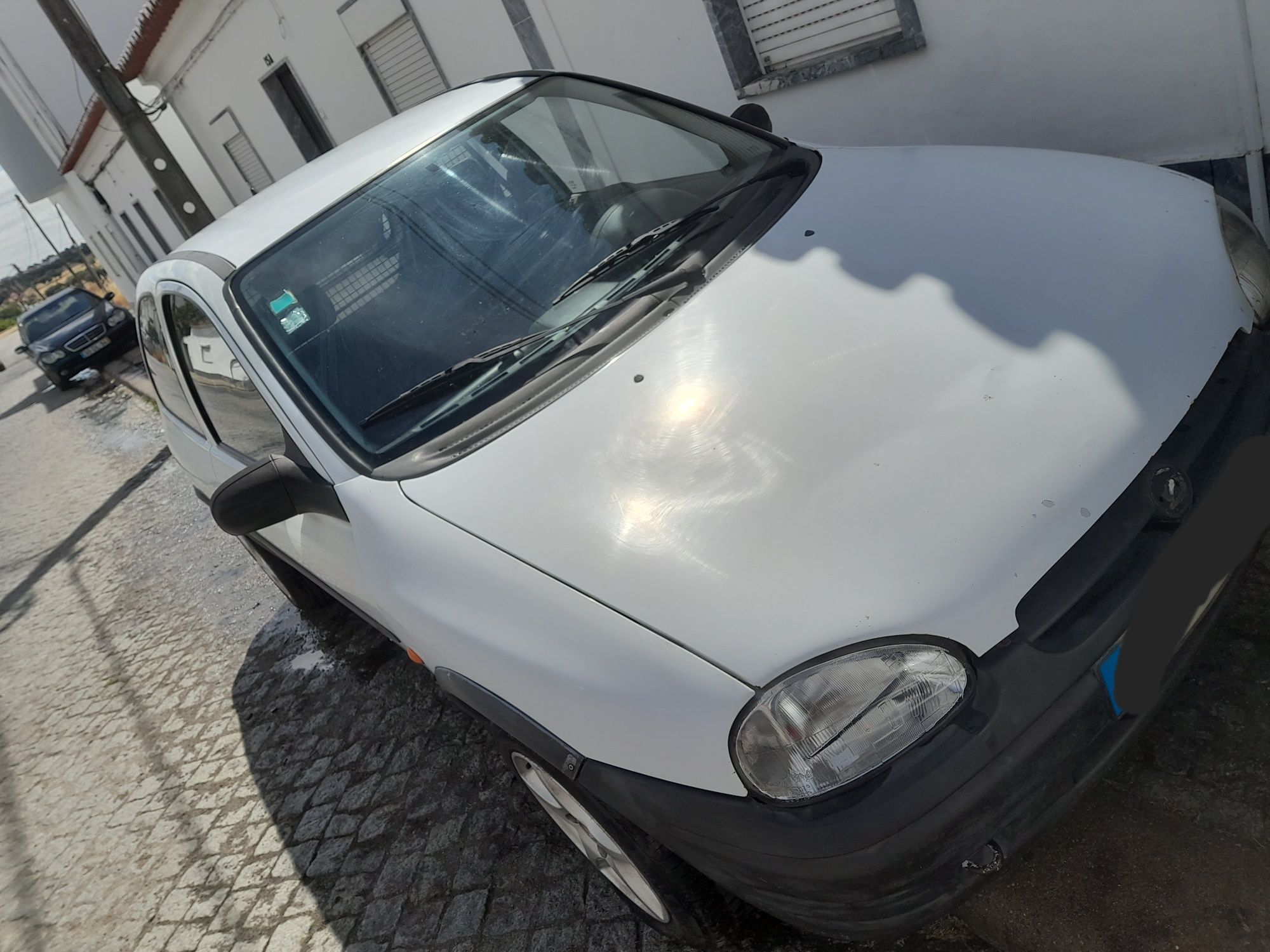 Opel corsa b comercial 1.7 d motor isuzu