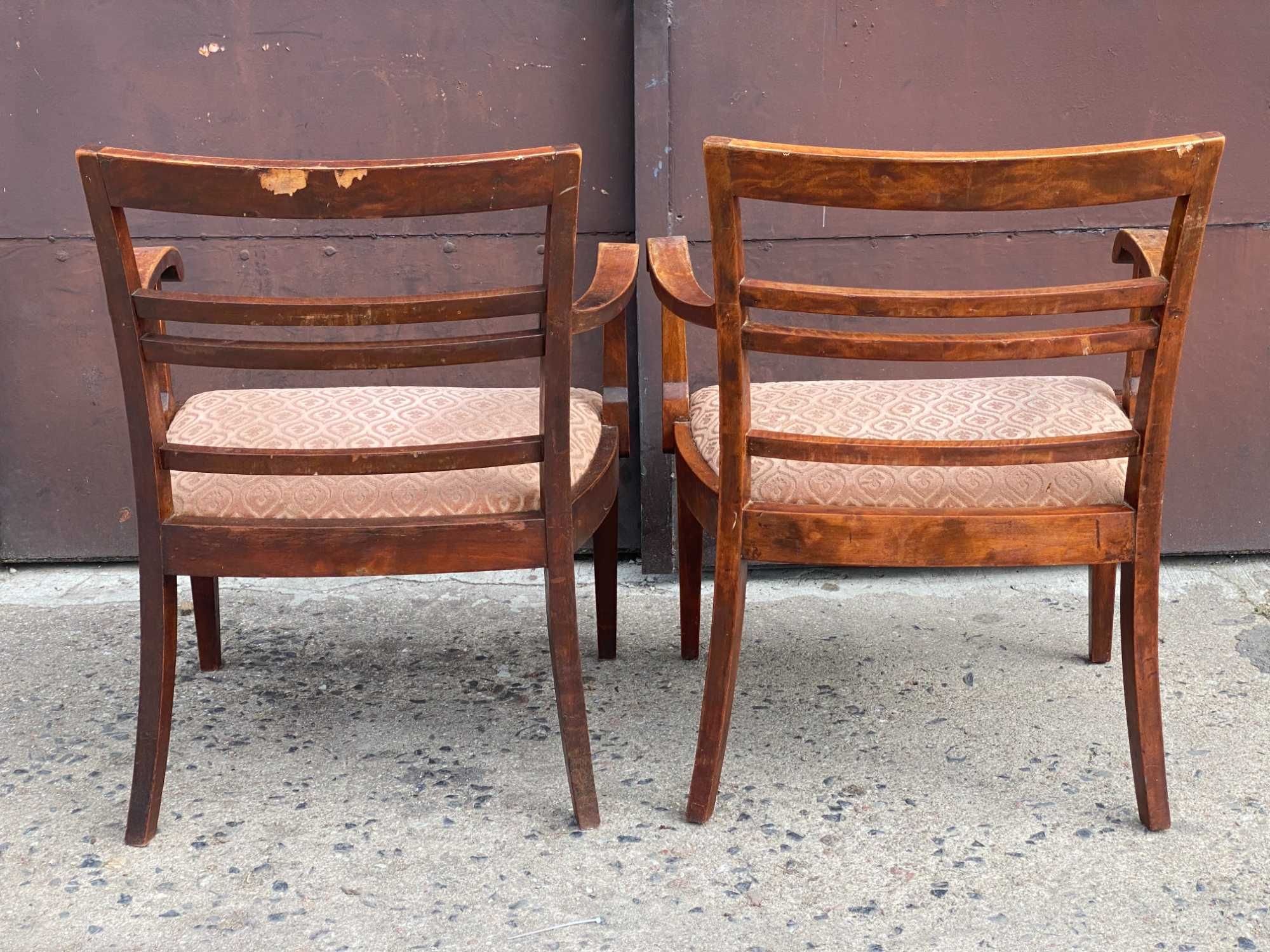 001 Para starych foteli stylowych, 2 drewniane fotele