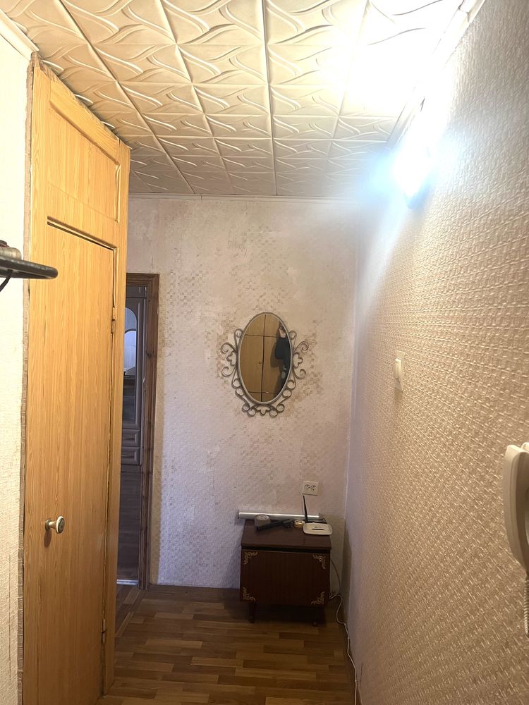 Продам 2-х кімнатну квартиру на Світанку Покровський район