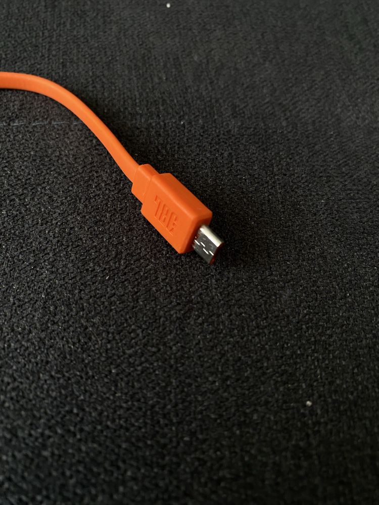 Oryginalny kabel JBL Micro USB – do słuchawek nausznych