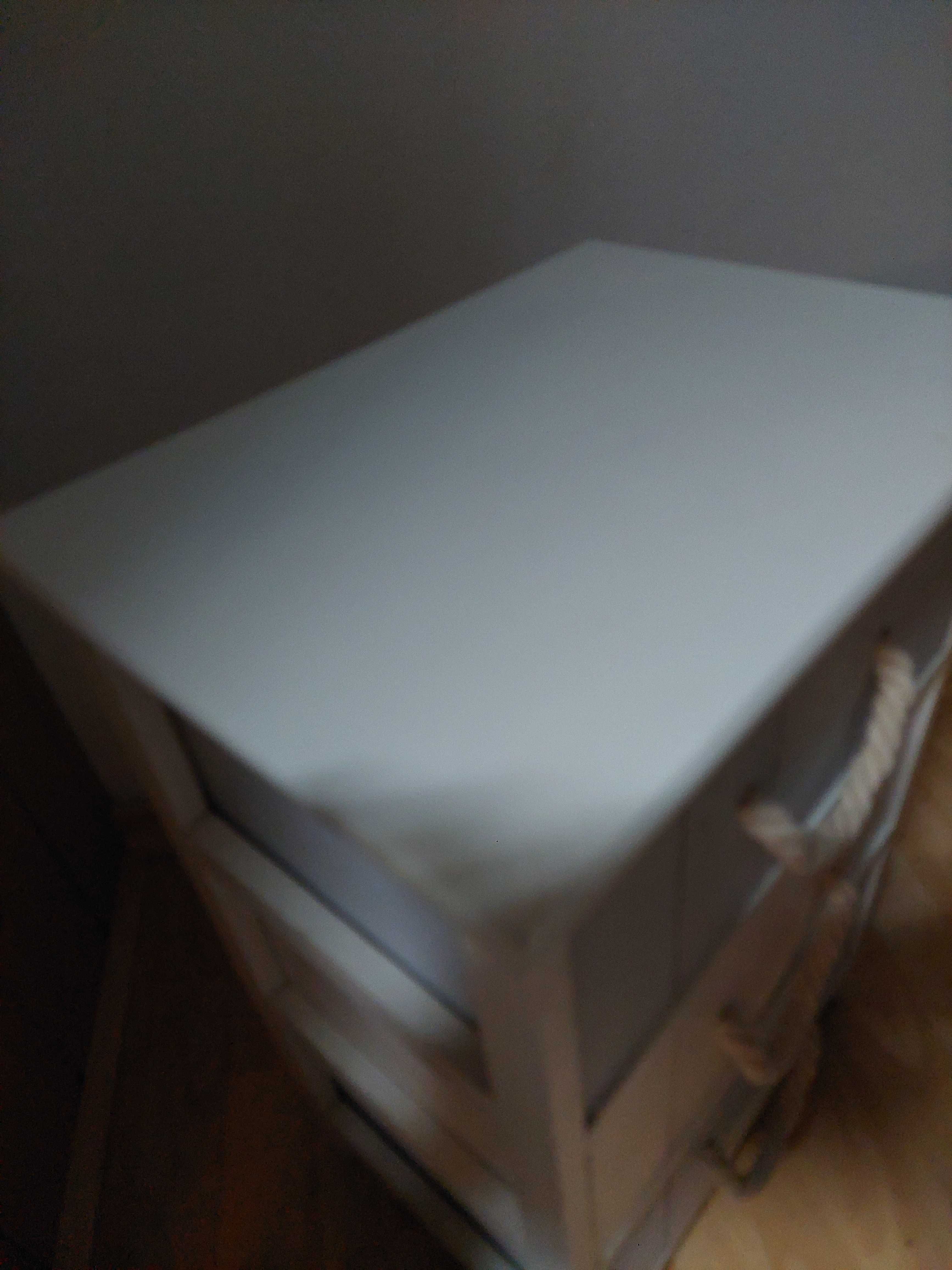 Mesa de cabeceira
