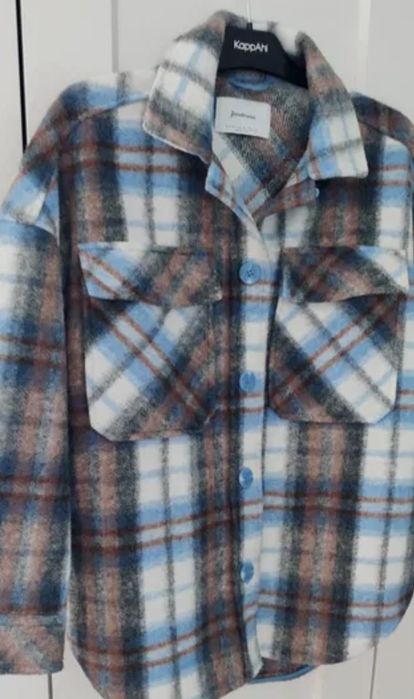 Kurtka koszulowa w kratę damska schacket bluza ciepła stradivarius kra