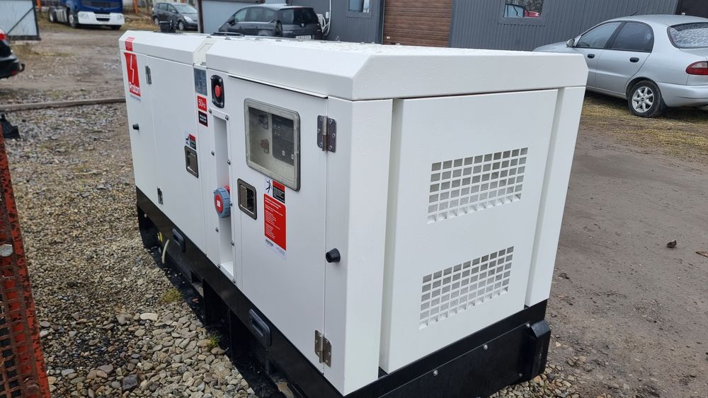 Дизельний генератор 41KVA 34kvt