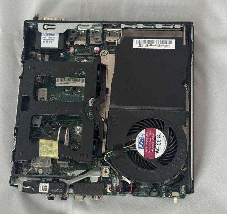 Komputer Lenovo M720q / i5 9400T / 16GB DDR4 / 256GB / W11