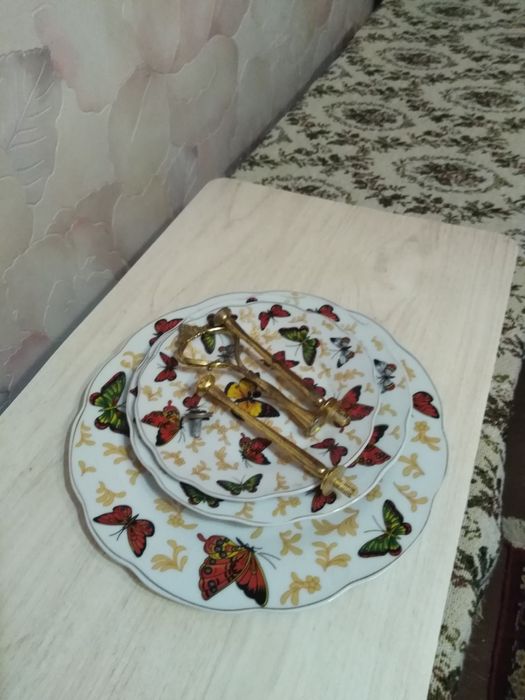 Подставка трехярусная под фрукты