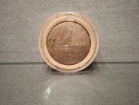 Bronzer Makeup Revolution