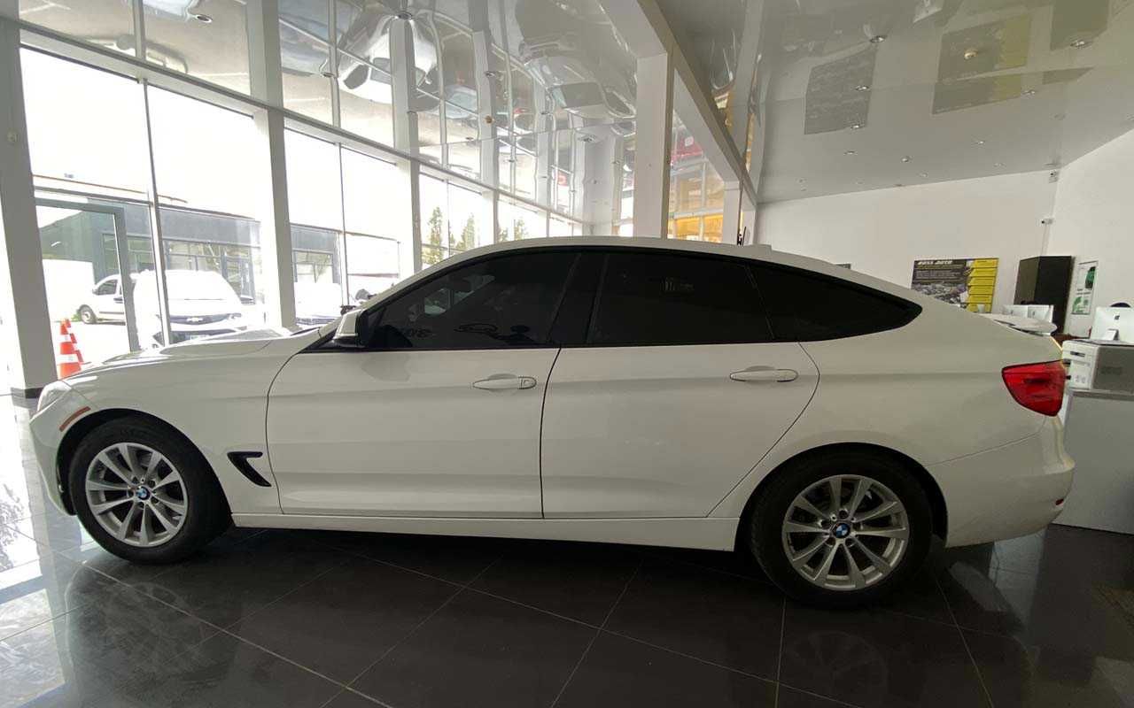 BMW 328 GT 2014 року