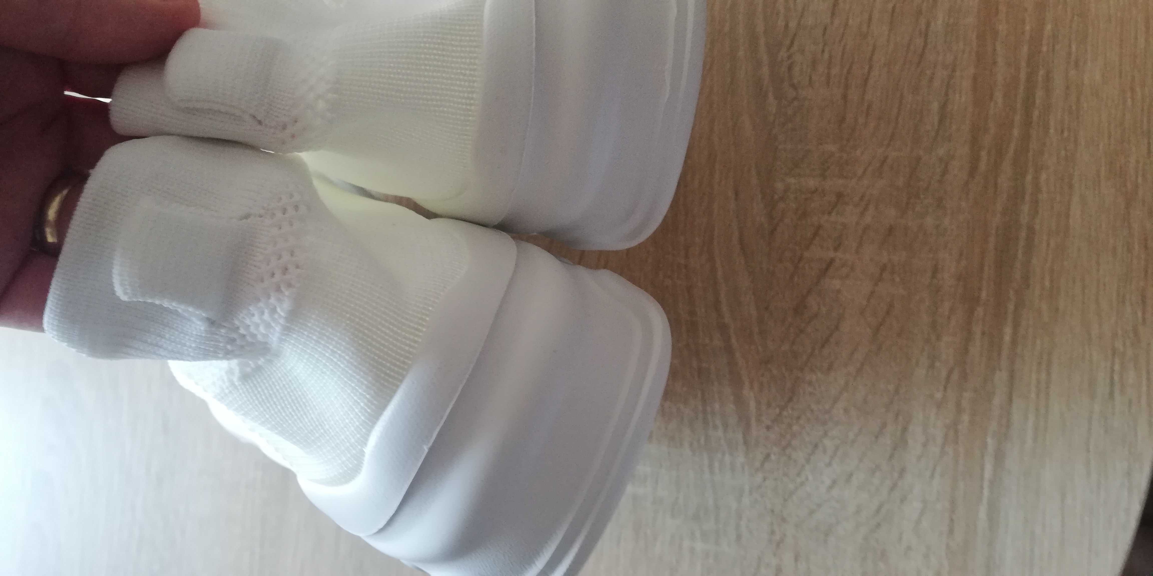 Buty męskie 44 nowe białe siatkowe