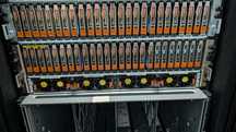 Продам VNX 5200 + Bldade server 7000 Терміново